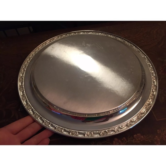 Oneida Silverplated Tray With Glass Insert - Picture 7 of 9
